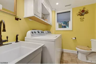 17 Lynn Ct, Hillsborough Township, NJ 08844 - Photo 26
