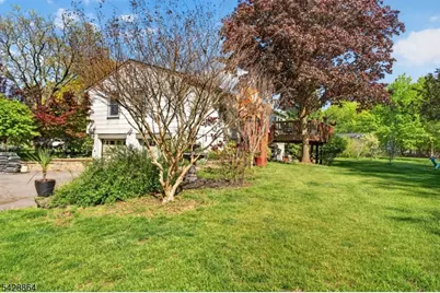 17 Lynn Ct, Hillsborough Township, NJ 08844 - Photo 32