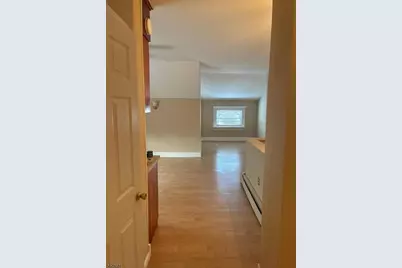 305 Penfield Pl, Dunellen, NJ 08812 - Photo 2