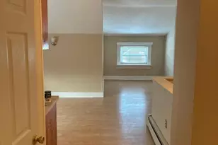 305 Penfield Pl, Dunellen, NJ 08812 - Photo 2