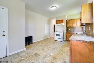307 21st St #2, Irvington, NJ 07111 - Photo 2