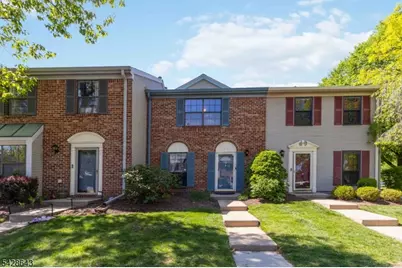 2 Daniel Dr, Franklin Township, NJ 08823 - Photo 2