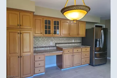 332 Rolling Knolls Way, Bridgewater, NJ 08807 - Photo 4