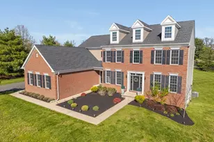 1 Belmont Ct, Alexandria Township, NJ 08867 - Photo 2