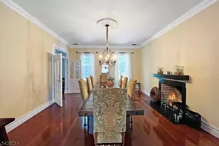 1 Hillview Dr, Tewksbury Township, NJ 07830 - Photo 4