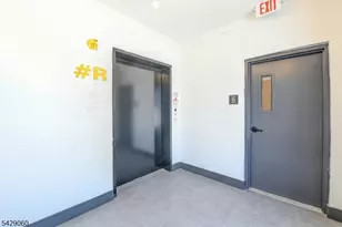 74 Webster St, Newark, NJ 07104 - Photo 12