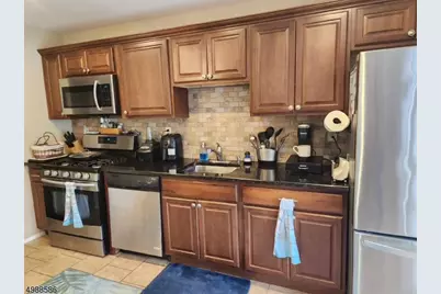 64 Sycamore Ct, Bernards Township, NJ 07920 - Photo 8