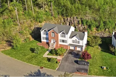 107 Continental Rd, West Milford Twp., NJ 07480 - Photo 36