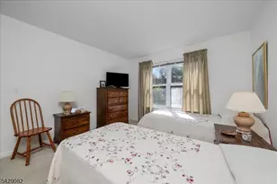 13 Eagles Nest Ln, Hardyston Township, NJ 07419 - Photo 8