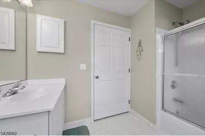 13 Eagles Nest Ln, Hardyston Township, NJ 07419 - Photo 12