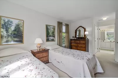 13 Eagles Nest Ln, Hardyston Township, NJ 07419 - Photo 4