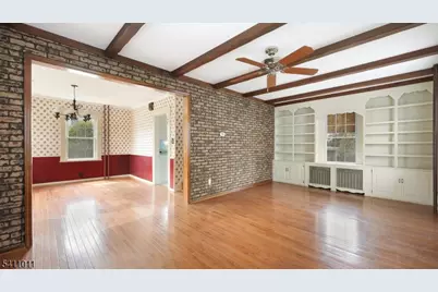 215 Fairfield Ave, Middlesex, NJ 08846 - Photo 4