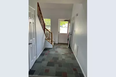 251 Hyde Park Rd, Franklin Township, NJ 08873 - Photo 2