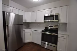 24 Sunrise Dr, Hanover Township, NJ 07981 - Photo 1
