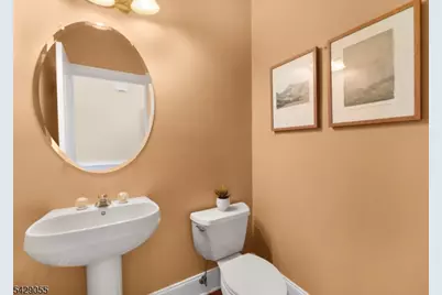 17 Carlisle Ct, Chester, NJ 07930 - Photo 26