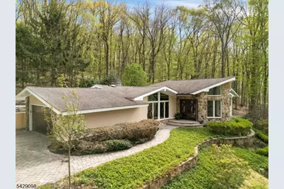174 Bliss Rd, Mendham, NJ 07945 - Photo 2