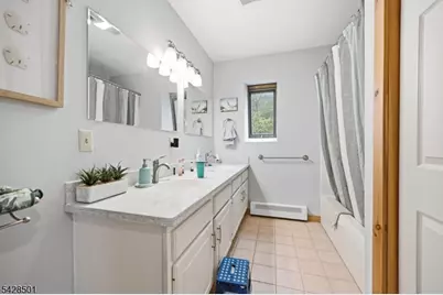 127 Jacobs Rd, Rockaway Township, NJ 07435 - Photo 18