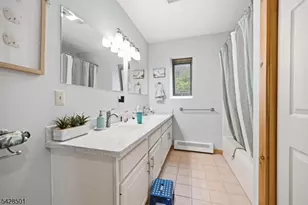 127 Jacobs Rd, Rockaway Township, NJ 07435 - Photo 18
