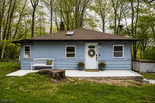 15 Mohican Ave, Roxbury Township, NJ 07850 - Photo 1