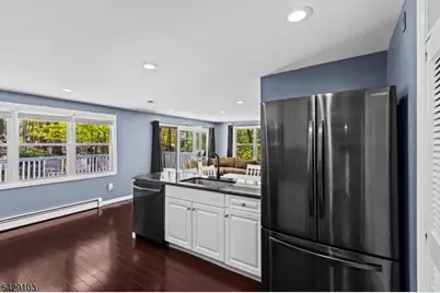 15 Mohican Ave, Roxbury Township, NJ 07850 - Photo 4