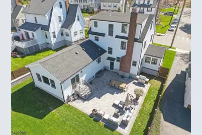 8 Newman Ave, Verona, NJ 07044 - Photo 44