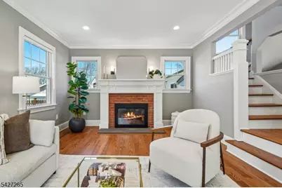 8 Newman Ave, Verona, NJ 07044 - Photo 6