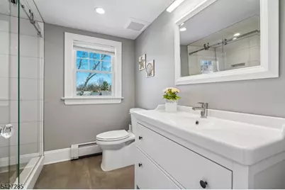 8 Newman Ave, Verona, NJ 07044 - Photo 32