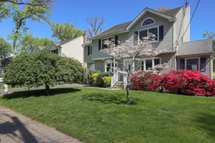 221 Ayliffe Ave, Westfield, NJ 07090 - Photo 2