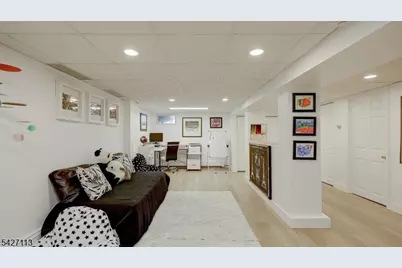 221 Ayliffe Ave, Westfield, NJ 07090 - Photo 32