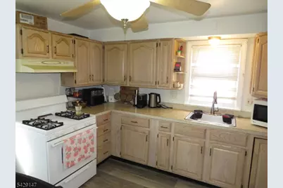 838 Paulison Ave #2nd, Clifton, NJ 07011 - Photo 8