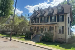 10 5th St, Frenchtown, NJ 08825 - Photo 2