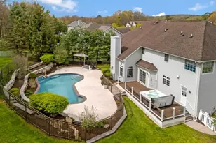 6 Perin Pl, Roxbury Township, NJ 07876 - Photo 4