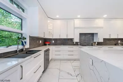 4 Springwood Ter, Kinnelon, NJ 07405 - Photo 22
