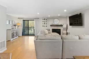42 Triumph Ct, East Rutherford, NJ 07073 - Photo 8