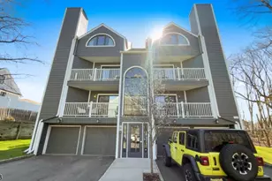 42 Triumph Ct, East Rutherford, NJ 07073 - Photo 36