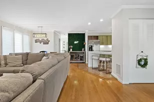 42 Triumph Ct, East Rutherford, NJ 07073 - Photo 6