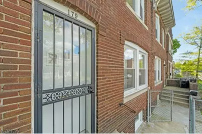 179 William St, East Orange, NJ 07017 - Photo 2