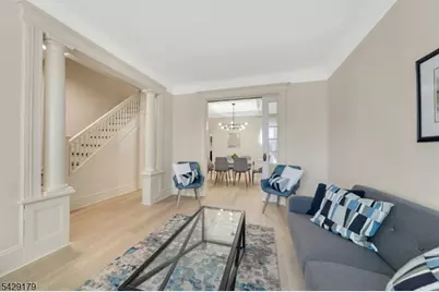 179 William St, East Orange, NJ 07017 - Photo 8