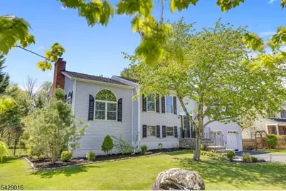 942 Liberty St, Belvidere, NJ 07823 - Photo 4
