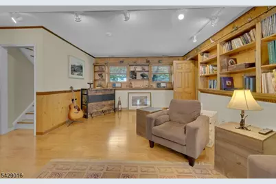 942 Liberty St, Belvidere, NJ 07823 - Photo 30