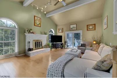 942 Liberty St, Belvidere, NJ 07823 - Photo 14