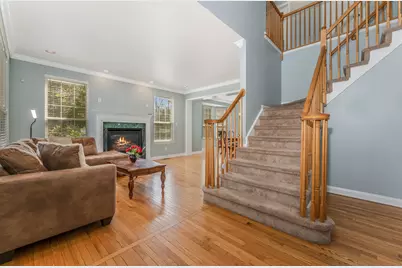 8 Miller Ln, Readington, NJ 08889 - Photo 2