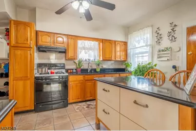 68 Richard St, Passaic, NJ 07055 - Photo 8