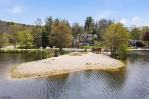 51 Goldfinch Ln, West Milford, NJ 07421 - Photo 46