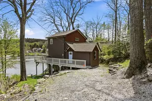 51 Goldfinch Ln, West Milford, NJ 07421 - Photo 4