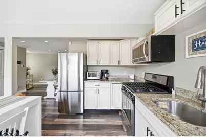 51 Goldfinch Ln, West Milford, NJ 07421 - Photo 8