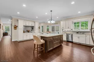 1121 N Washington Ave, Green Brook Township, NJ 08812 - Photo 16