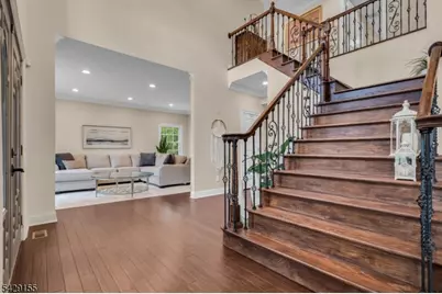 1121 N Washington Ave, Green Brook Township, NJ 08812 - Photo 6