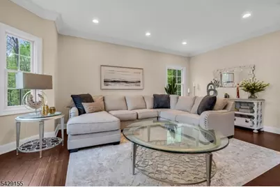 1121 N Washington Ave, Green Brook Township, NJ 08812 - Photo 8