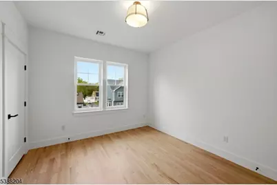8 Lionel St, Clark Township, NJ 07066 - Photo 36